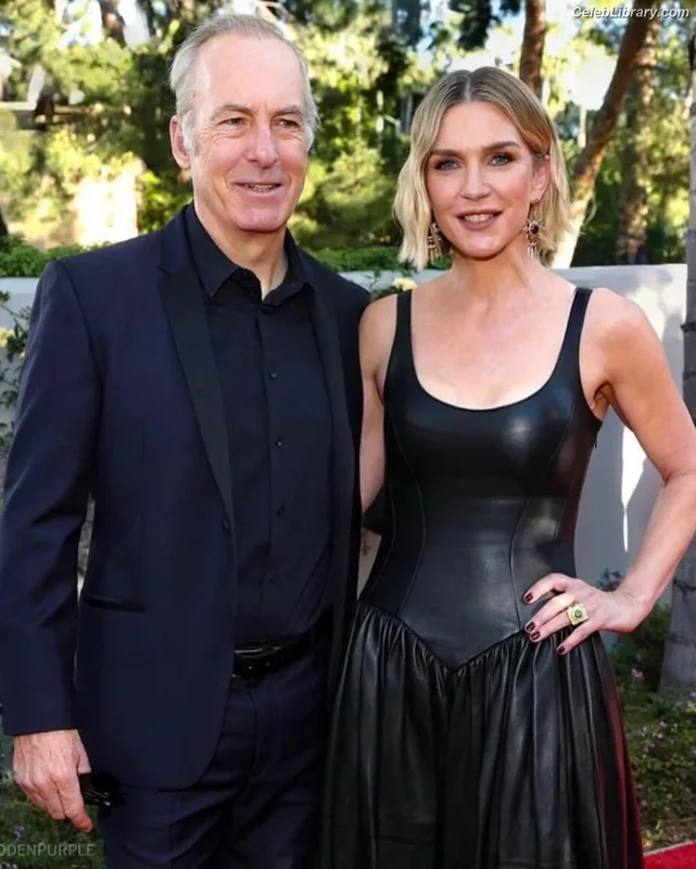 Rhea Seehorn photo 7 of 403