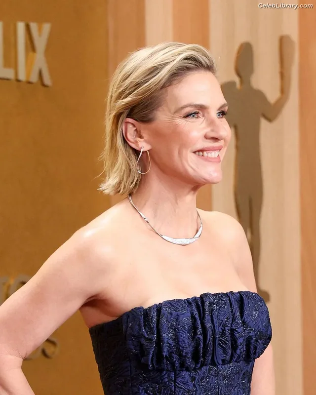 Rhea Seehorn photo 13 of 403