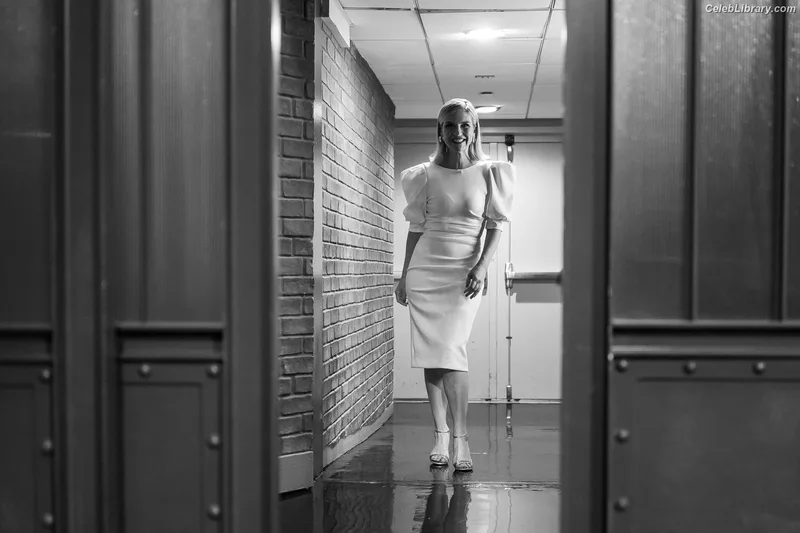 Rhea Seehorn photo 5 of 403