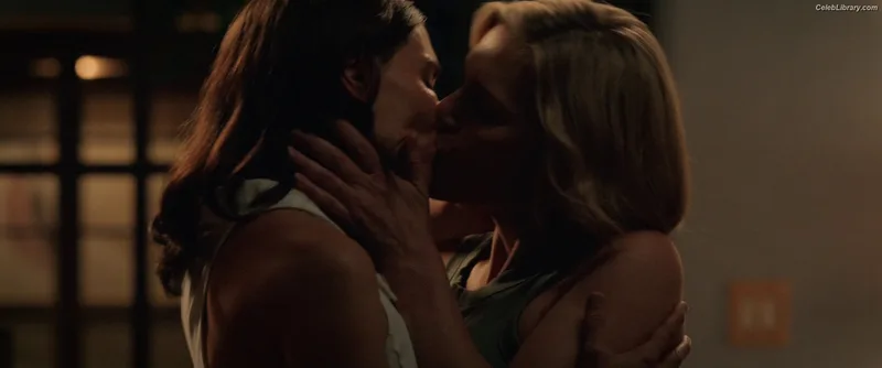 Rhea Seehorn photo 6 of 403