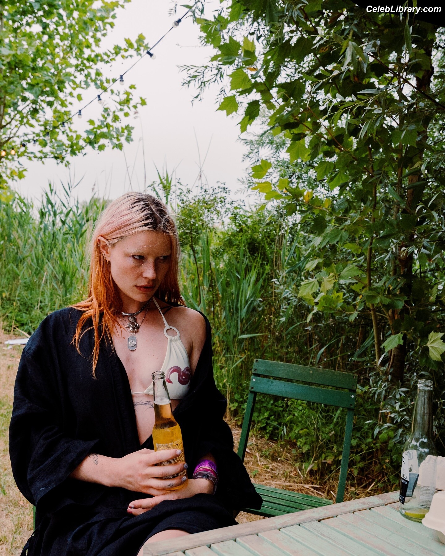 Rhian Teasdale photo 3 of 149