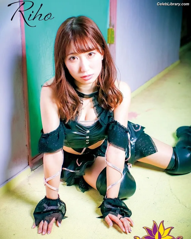 Riho photo 10 of 35