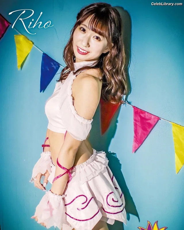 Riho photo 22 of 35