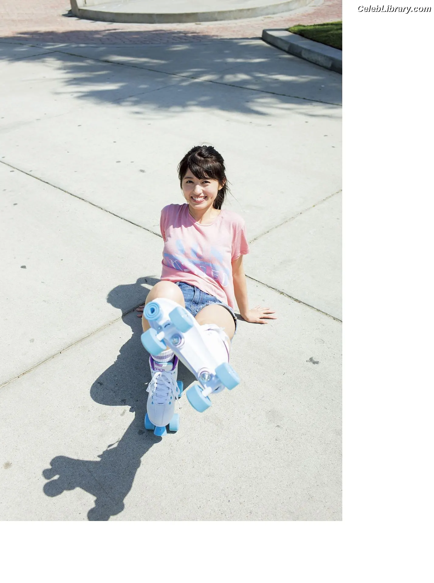 Rikako Aida photo 11 of 237