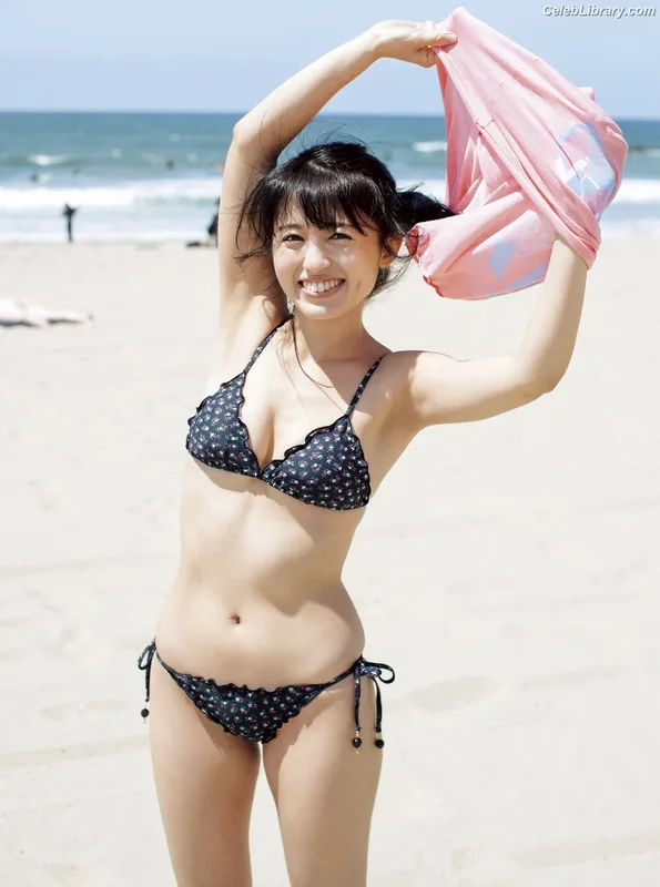 Rikako Aida photo 13 of 238