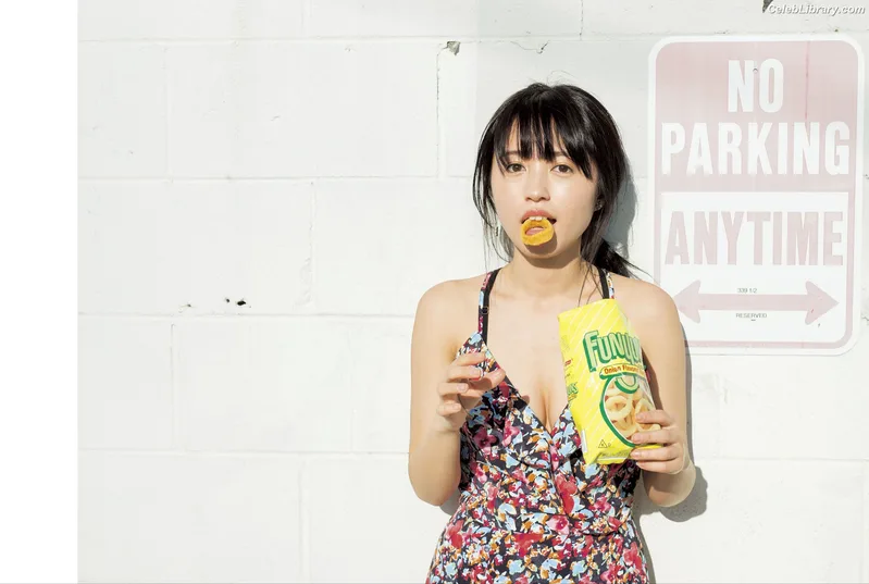 Rikako Aida photo 12 of 238