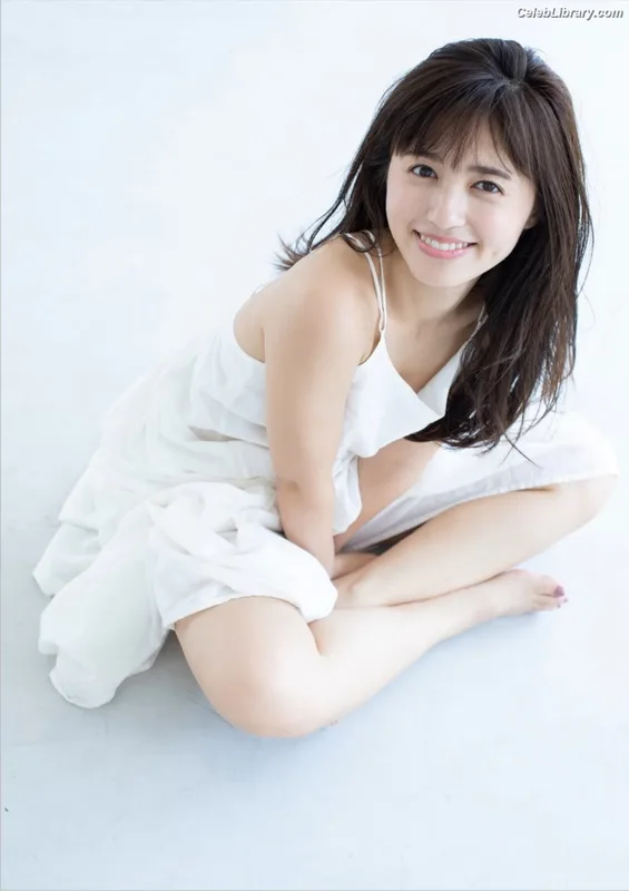 Rikako Aida photo 21 of 238