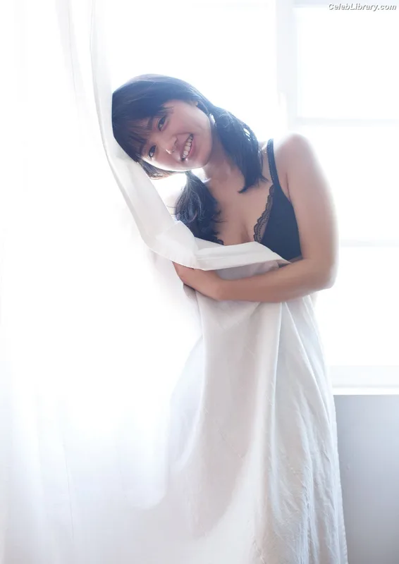 Rikako Aida photo 5 of 238