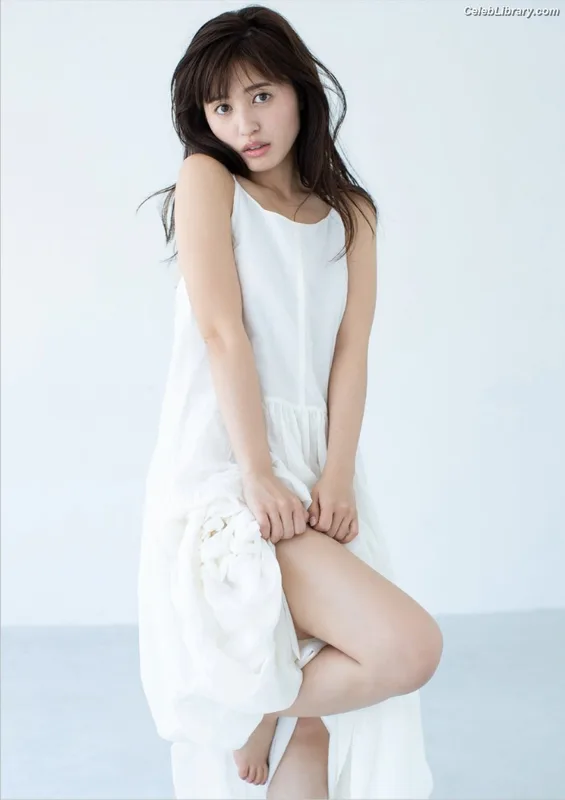 Rikako Aida photo 7 of 238