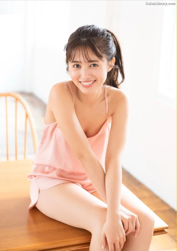Rikako Aida photo 15 of 238