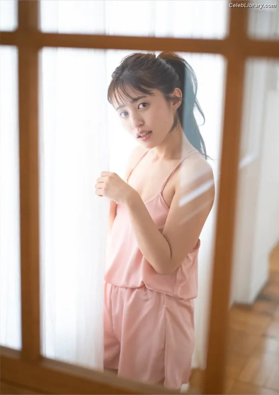 Rikako Aida photo 23 of 238