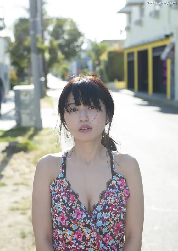 Rikako Aida photo 16 of 238