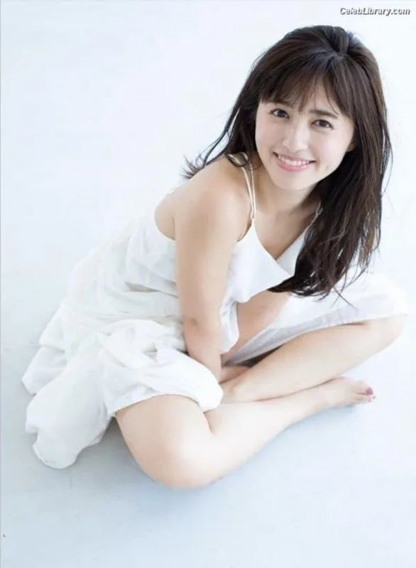 Rikako Aida photo 17 of 238