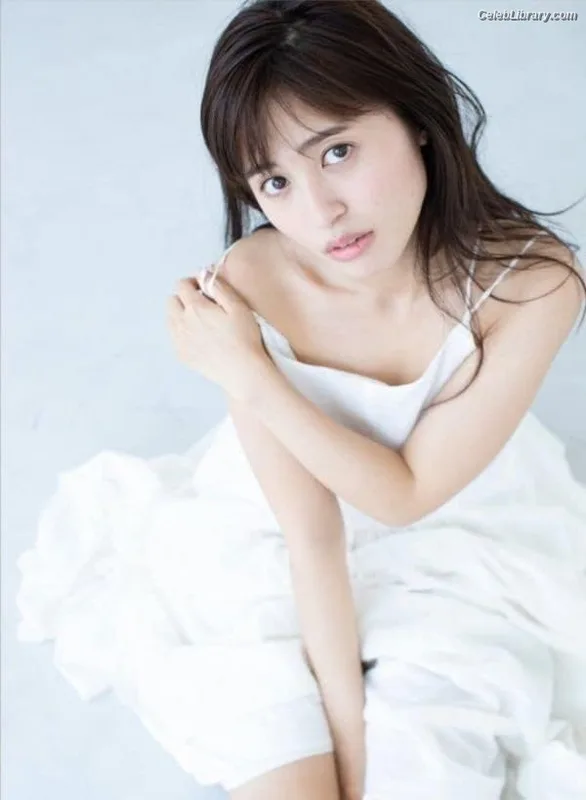 Rikako Aida photo 18 of 238