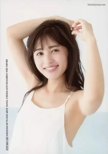 Rikako Aida photo 19 of 238