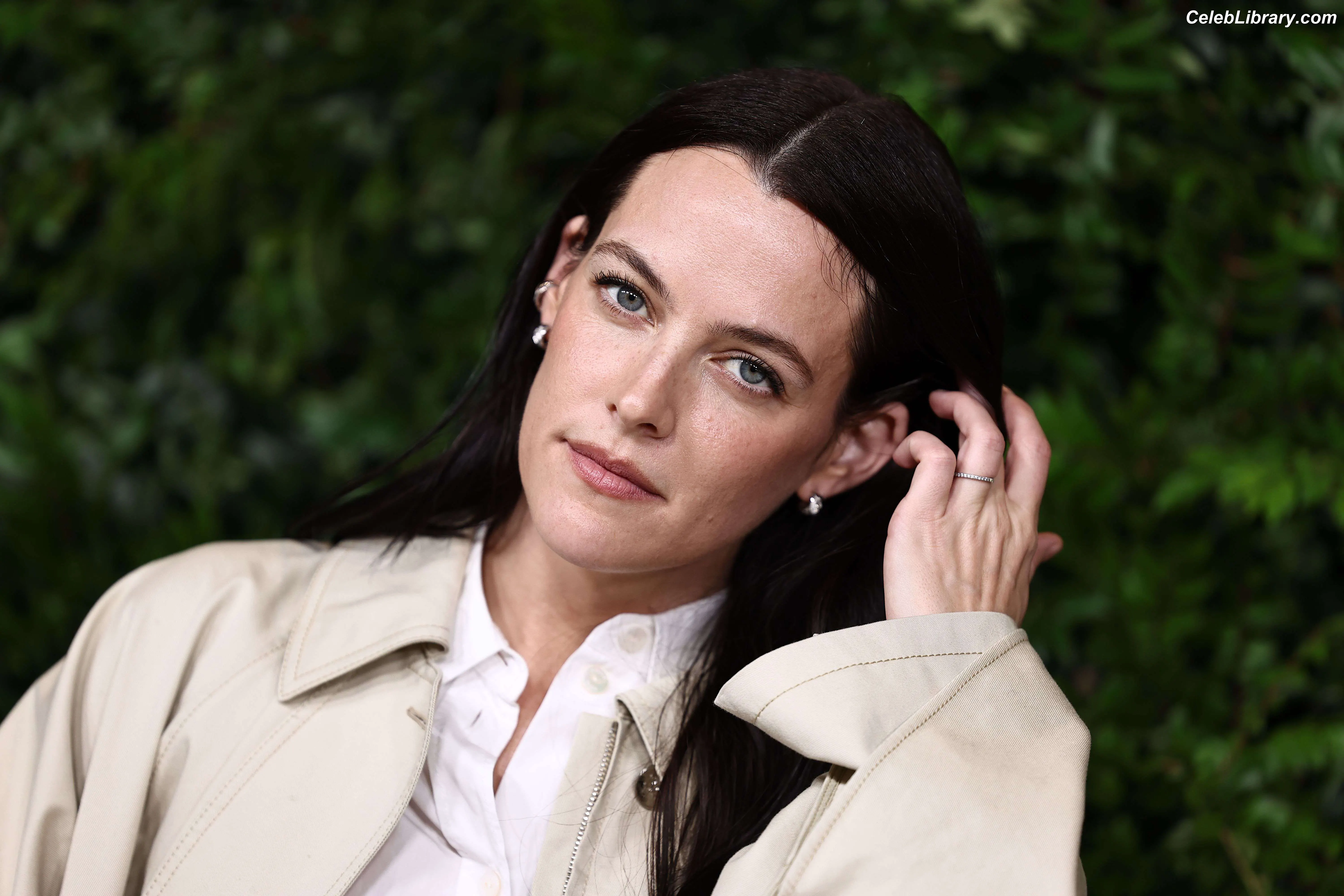 Riley Keough photo 9 of 59