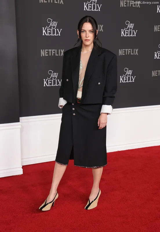 Riley Keough photo 13 of 60