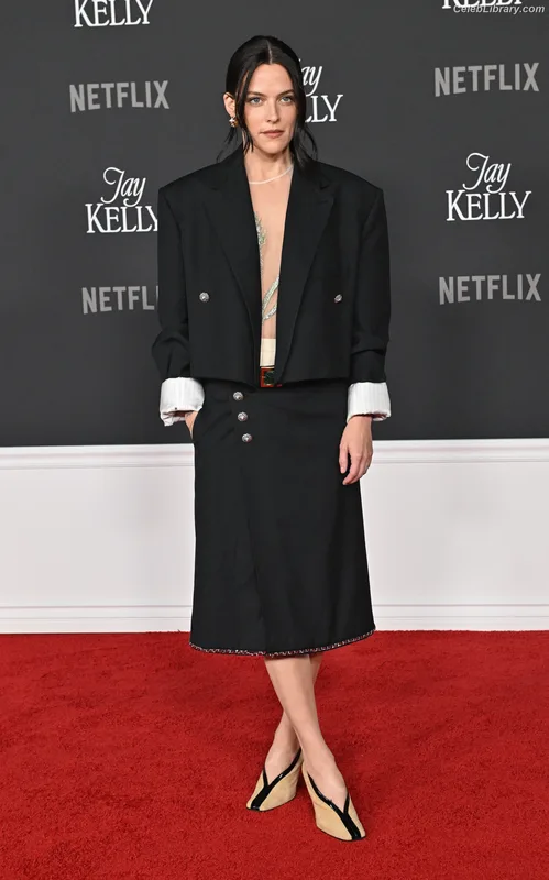 Riley Keough photo 24 of 60
