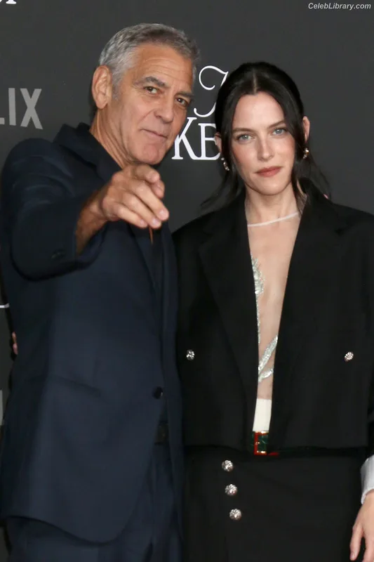 Riley Keough photo 18 of 60