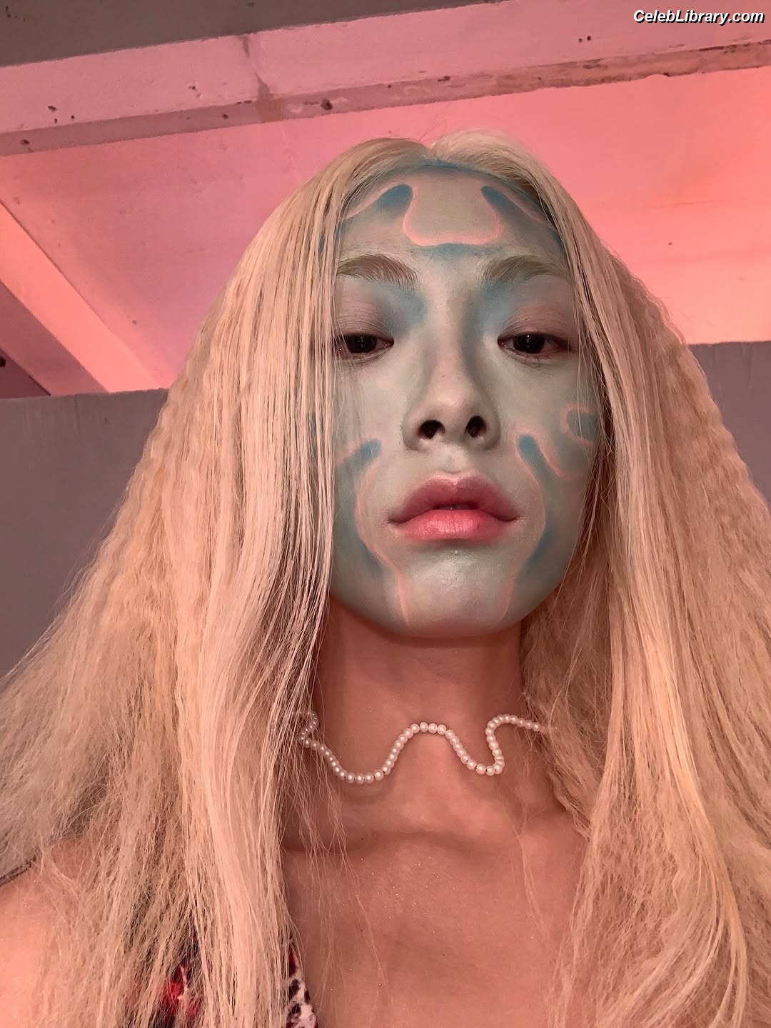Rina Sawayama photo 16 of 208