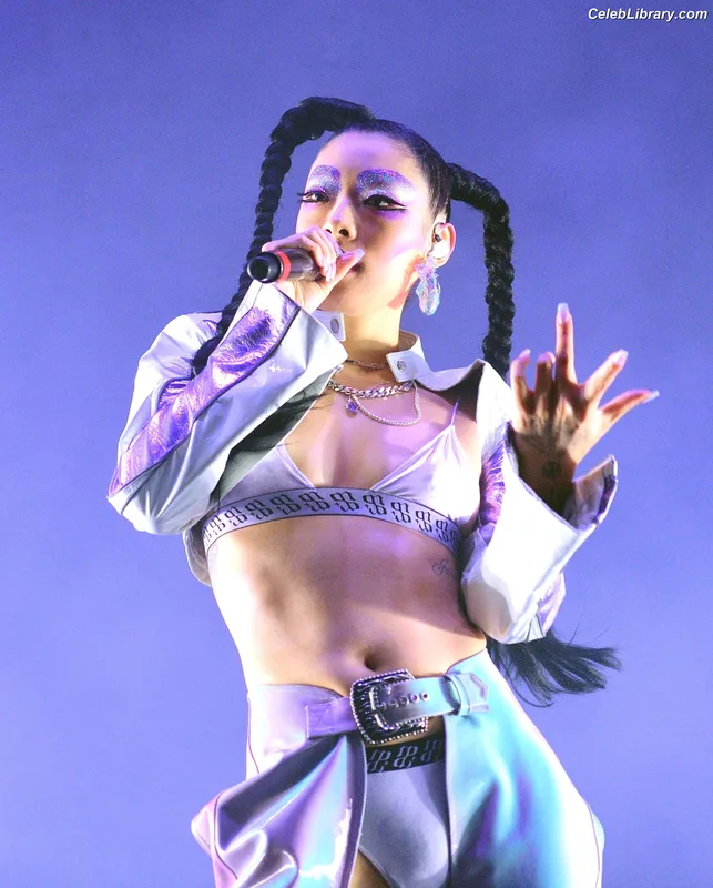 Rina Sawayama photo 1 of 208