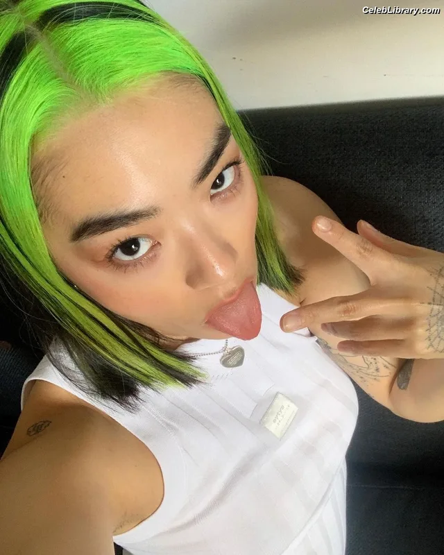 Rina Sawayama photo 13 of 208