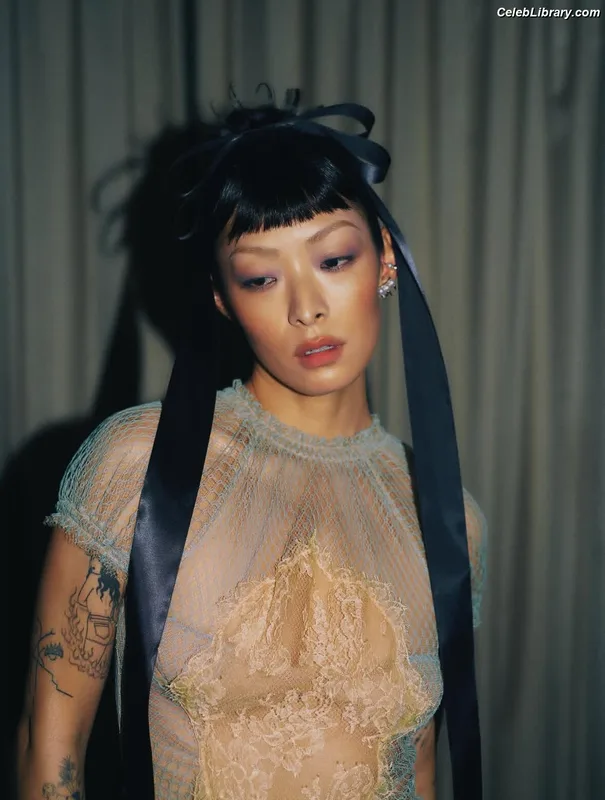 Rina Sawayama photo 24 of 208