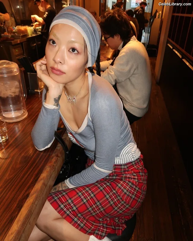 Rina Sawayama photo 21 of 208