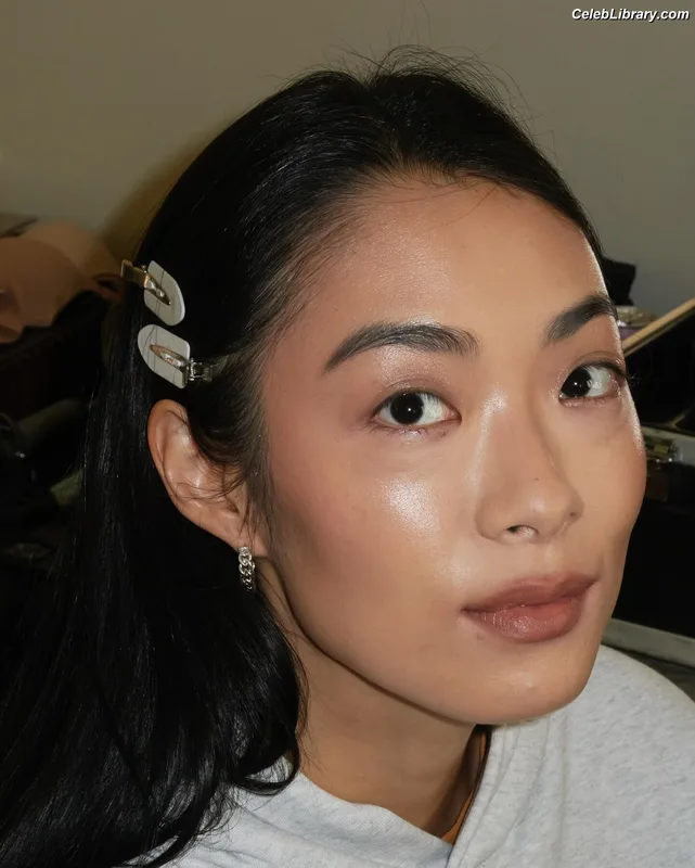Rina Sawayama photo 13 of 208