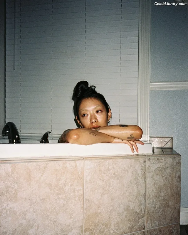 Rina Sawayama photo 2 of 208