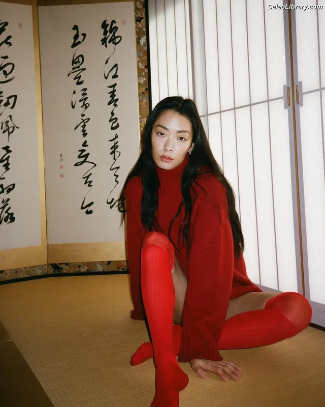 Rina Sawayama photo 14 of 208