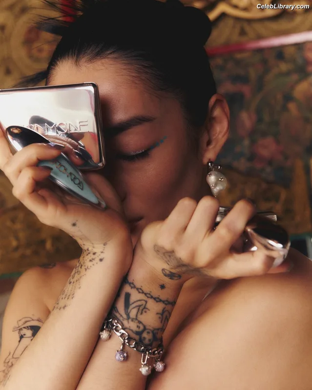 Rina Sawayama photo 2 of 208