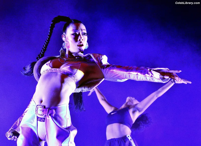 Rina Sawayama photo 16 of 208