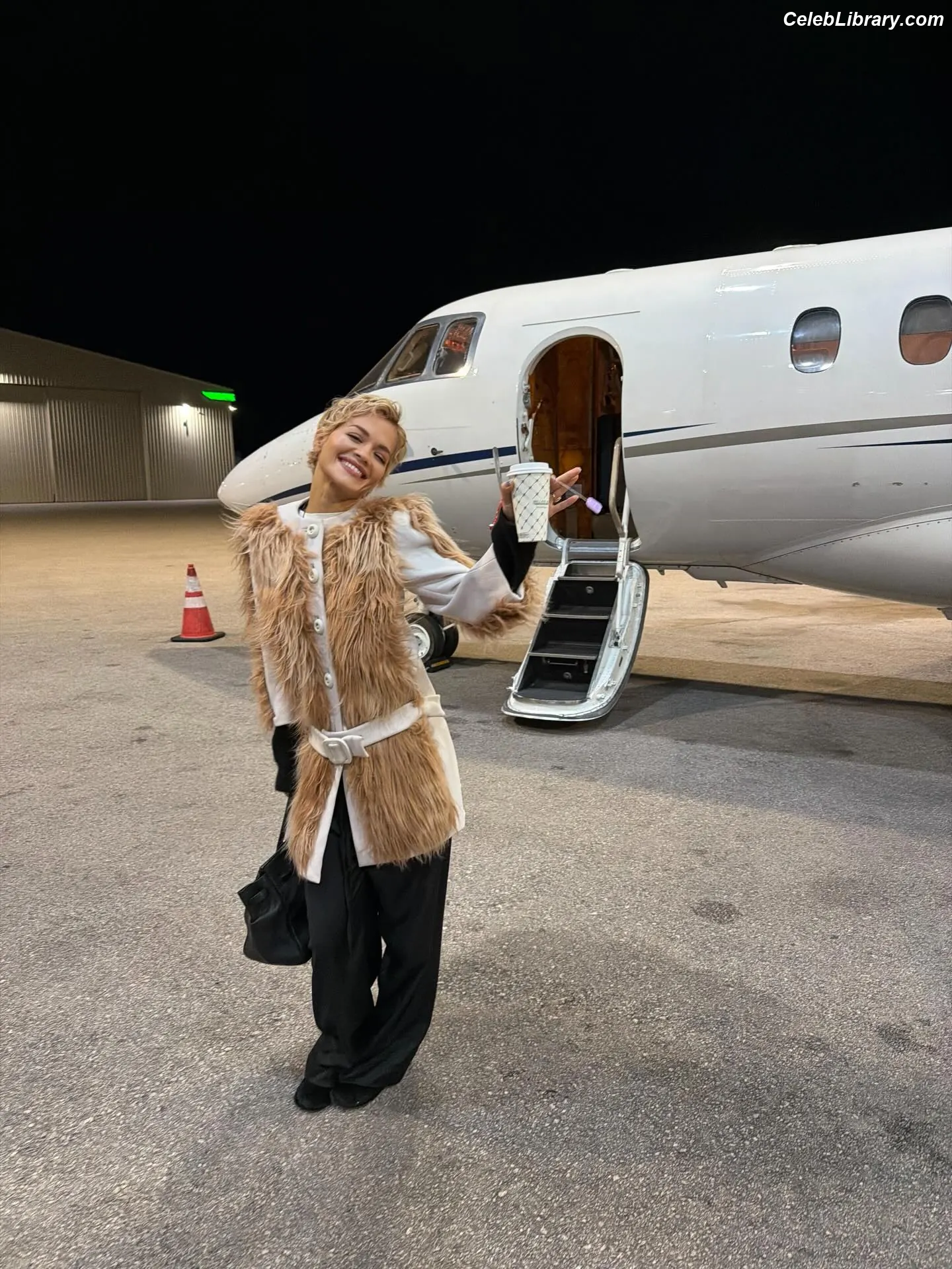 Rita Ora photo 21 of 1449