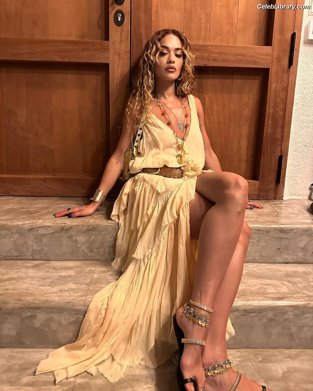 Rita Ora photo 19 of 1449