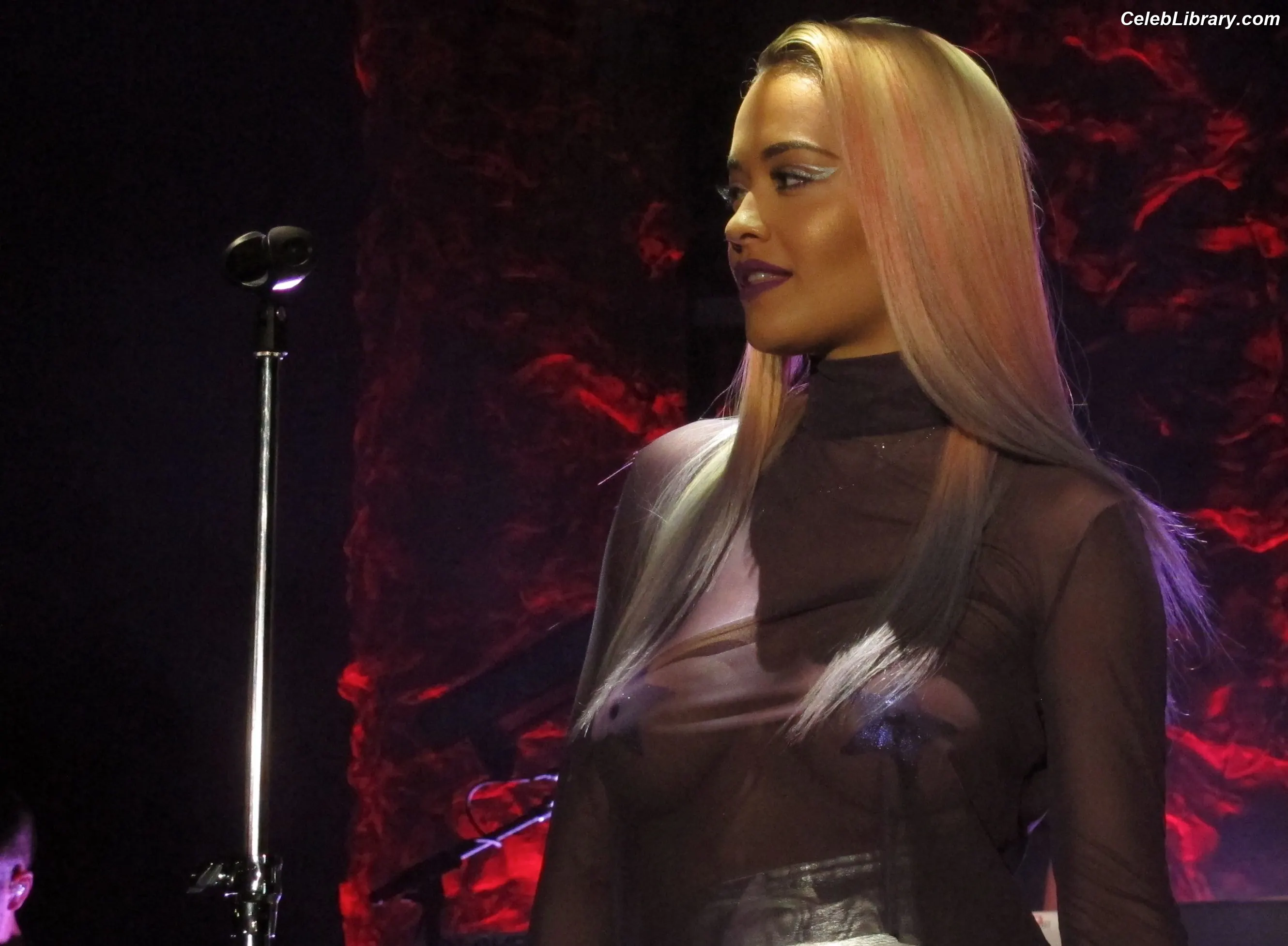 Rita Ora photo 15 of 1449