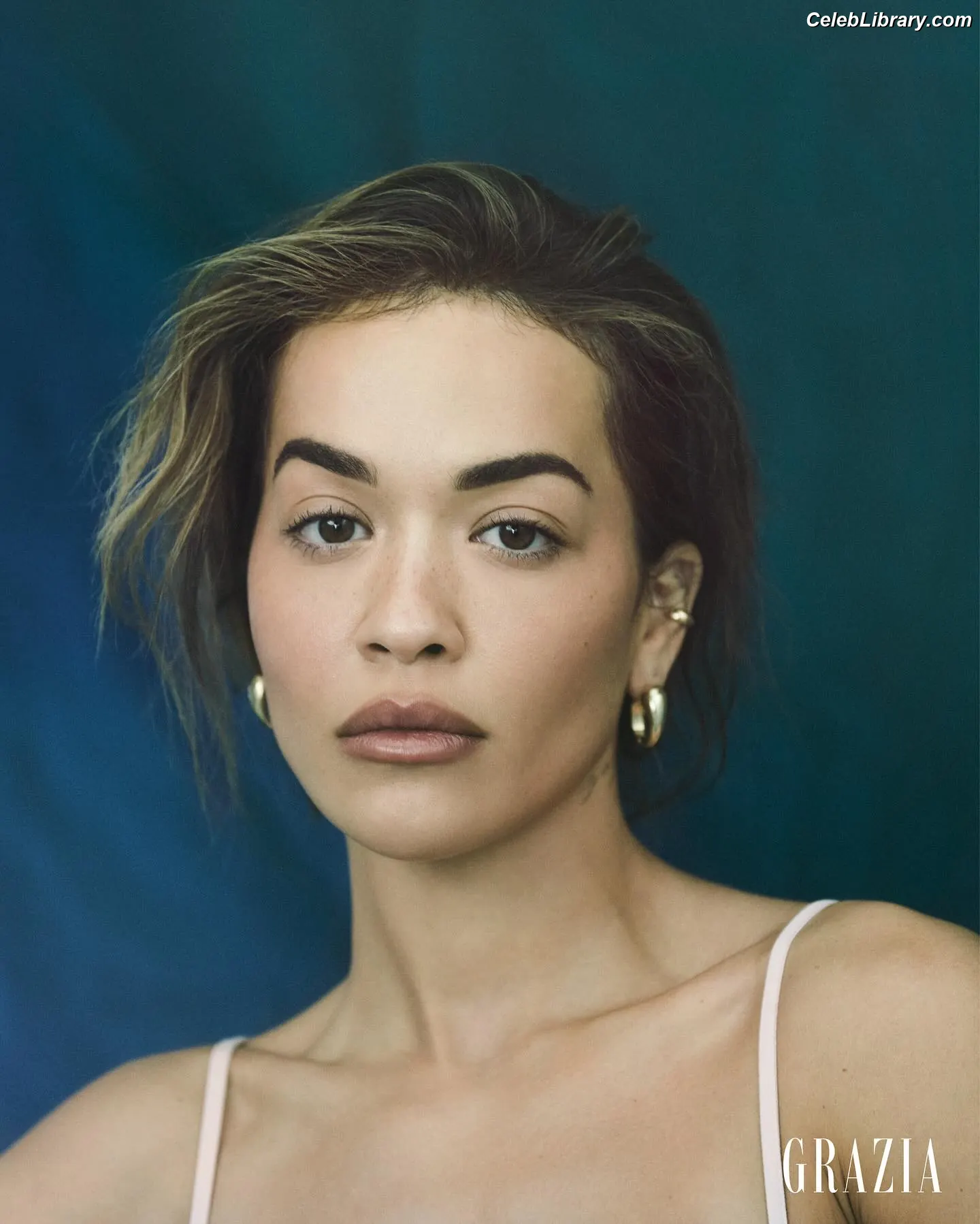 Rita Ora photo 22 of 1449