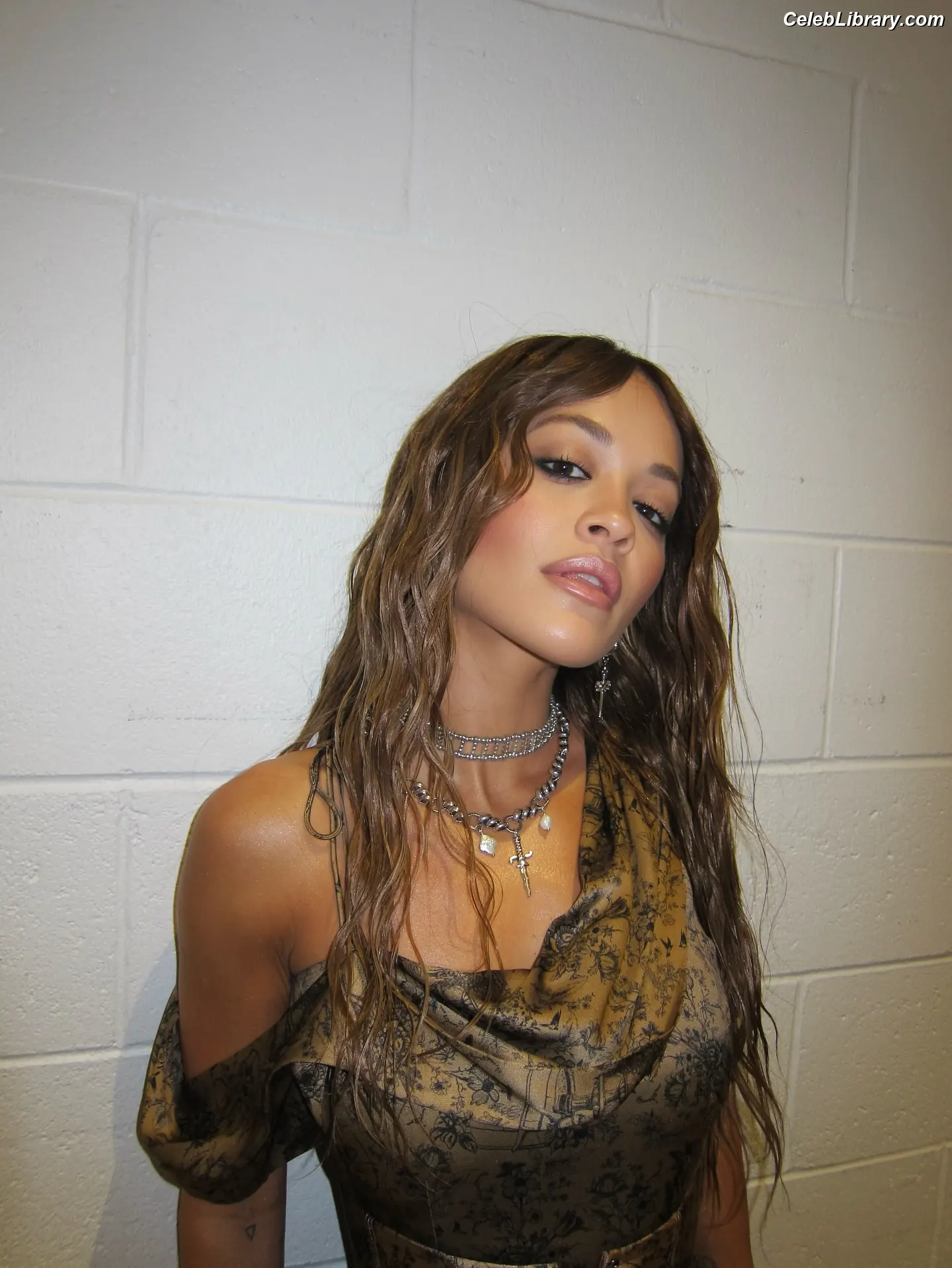 Rita Ora photo 15 of 1449