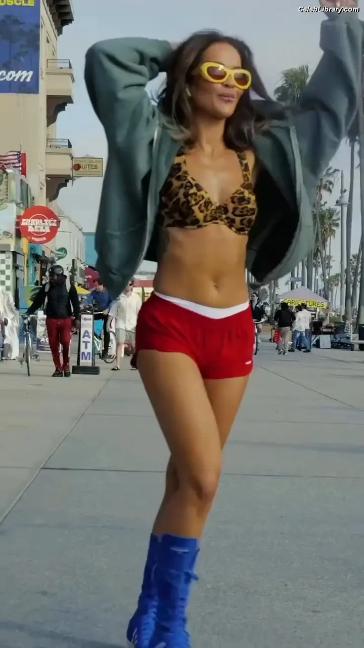 Rita Ora photo 19 of 1449