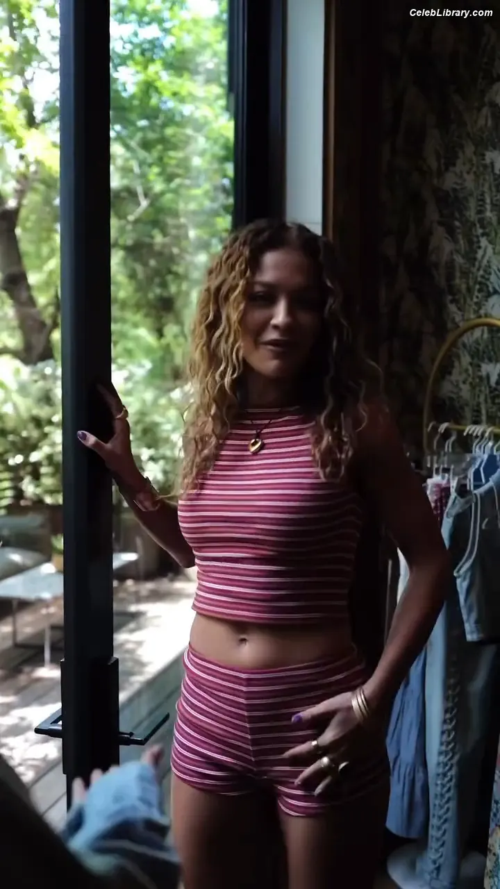 Rita Ora photo 6 of 1449