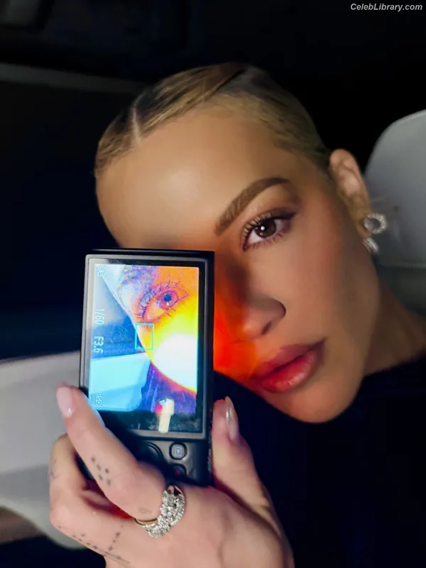 Rita Ora photo 17 of 1446