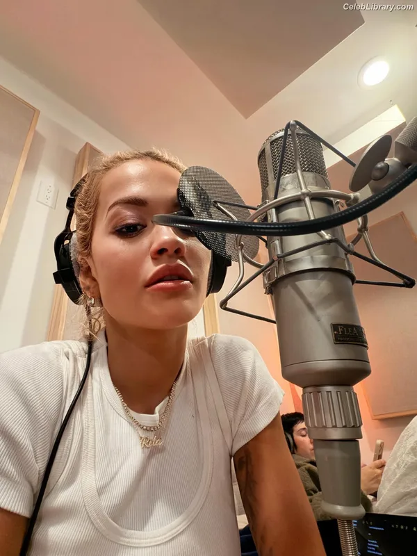 Rita Ora photo 13 of 1446