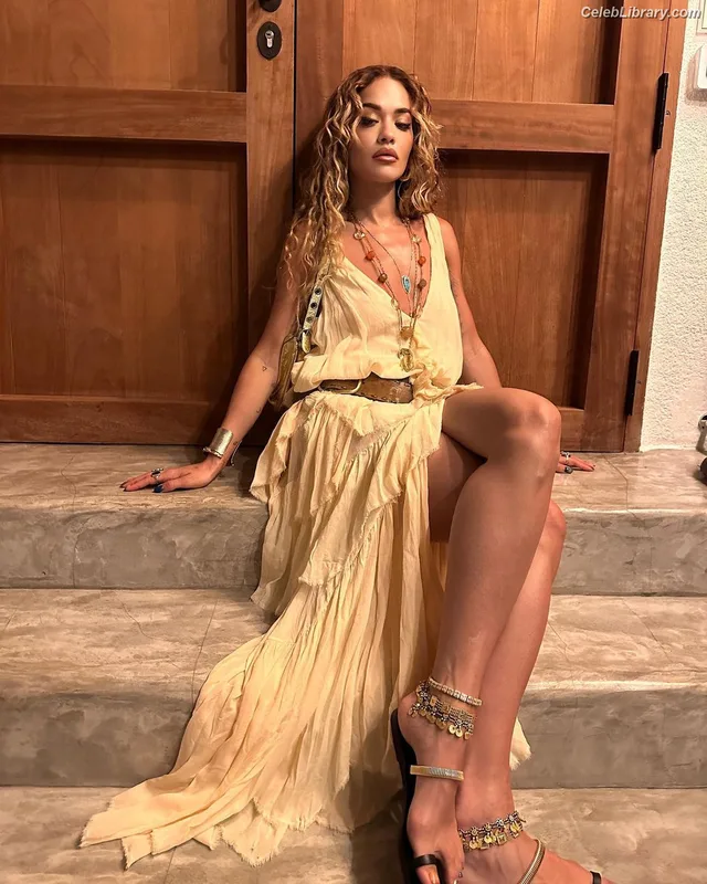 Rita Ora photo 17 of 1446