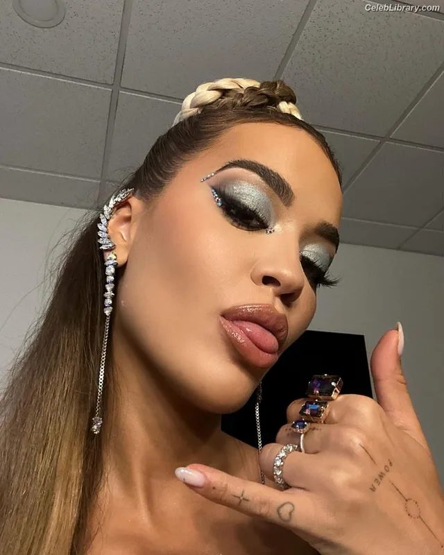 Rita Ora photo 19 of 1446