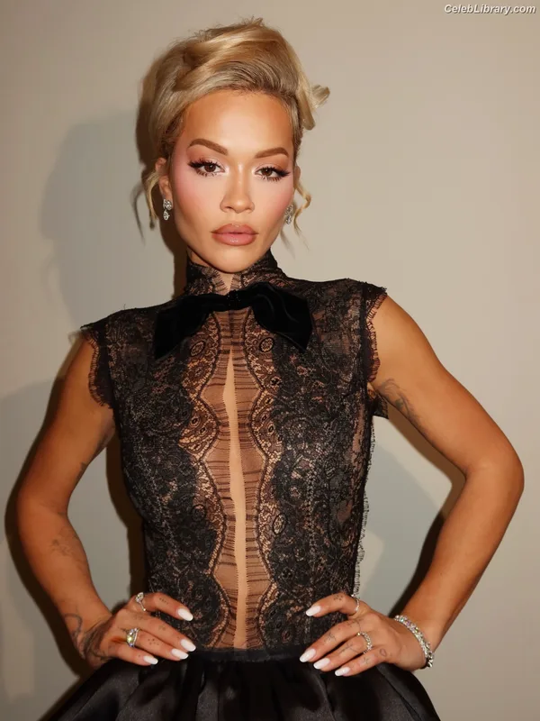 Rita Ora photo 1 of 1446
