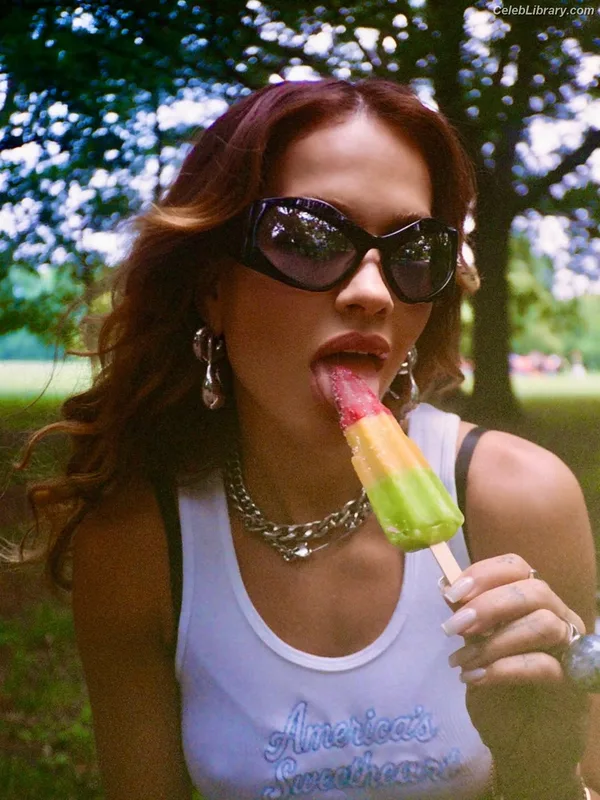 Rita Ora photo 6 of 1446