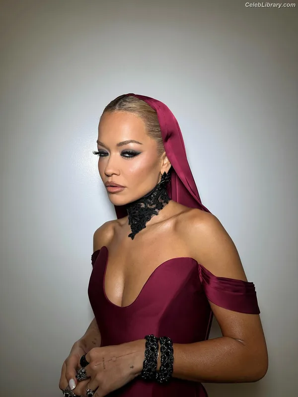 Rita Ora photo 17 of 1446