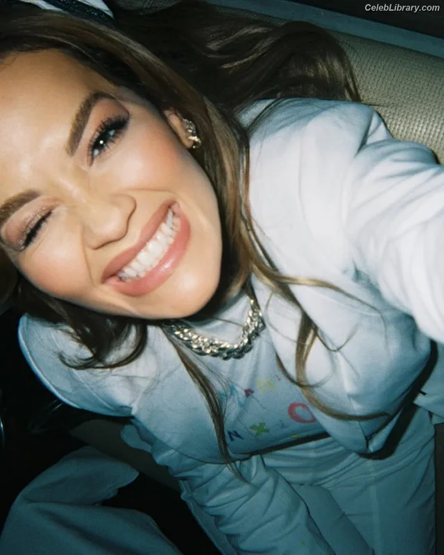 Rita Ora photo 12 of 1446