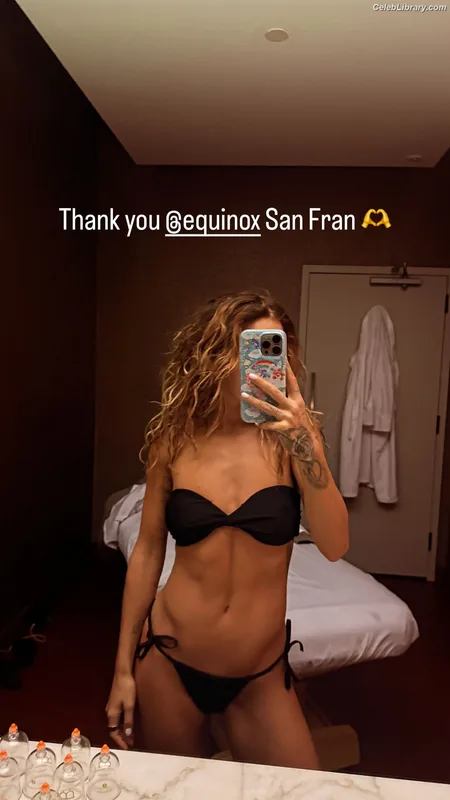 Rita Ora photo 15 of 1446