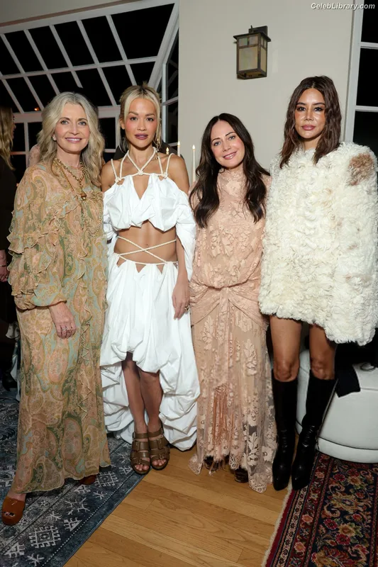 Rita Ora photo 1 of 1446